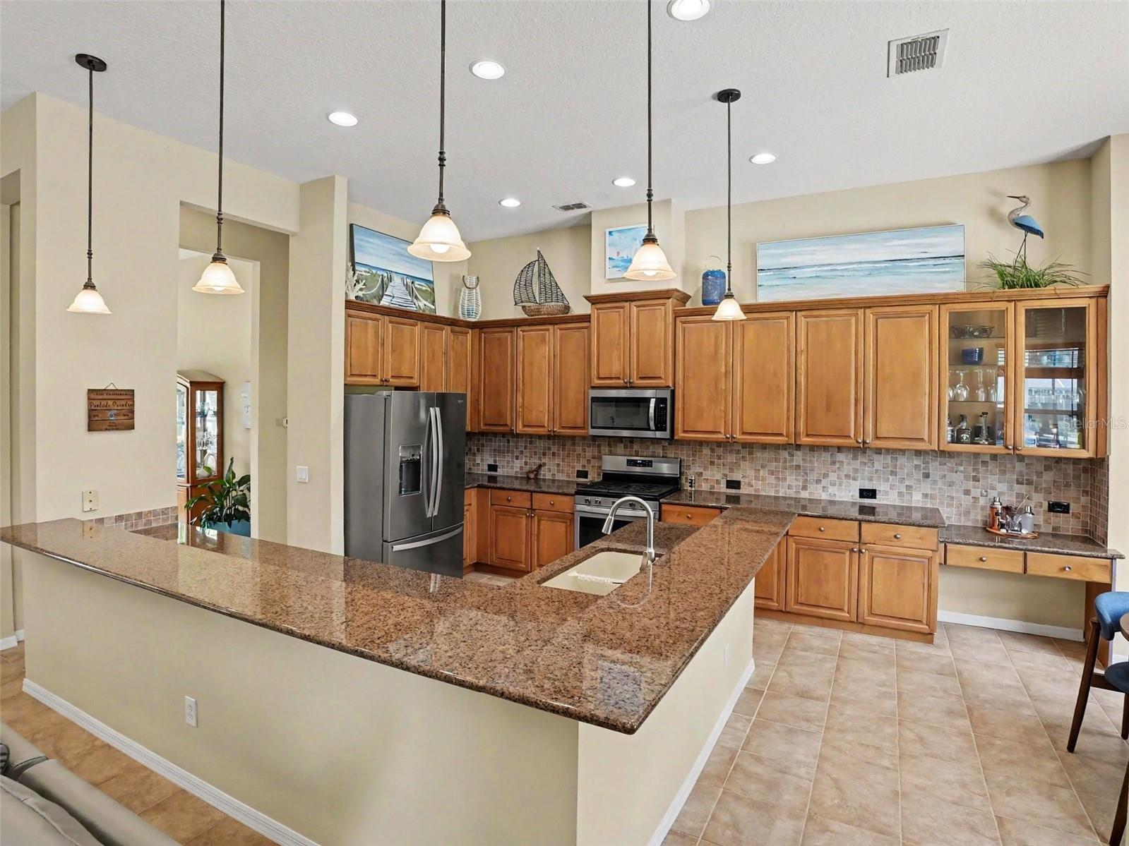 REGENCY HILLS PHASE 03 - Residential