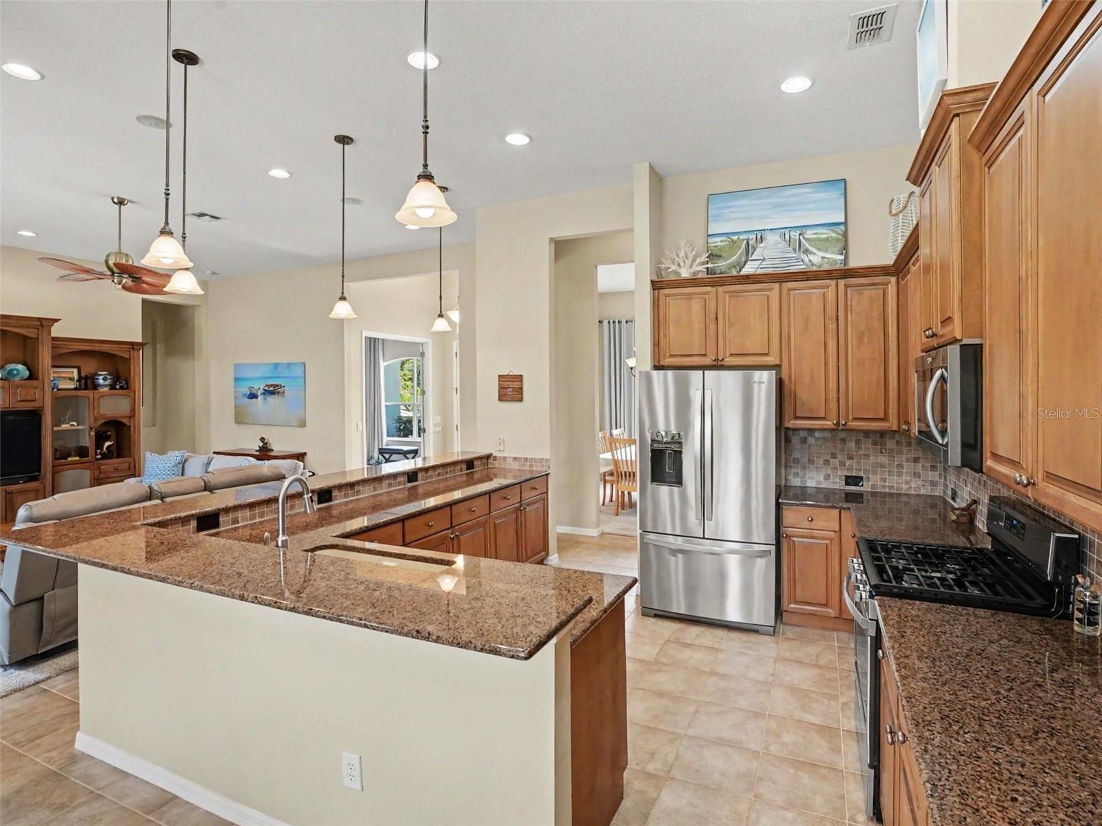 REGENCY HILLS PHASE 03 - Residential