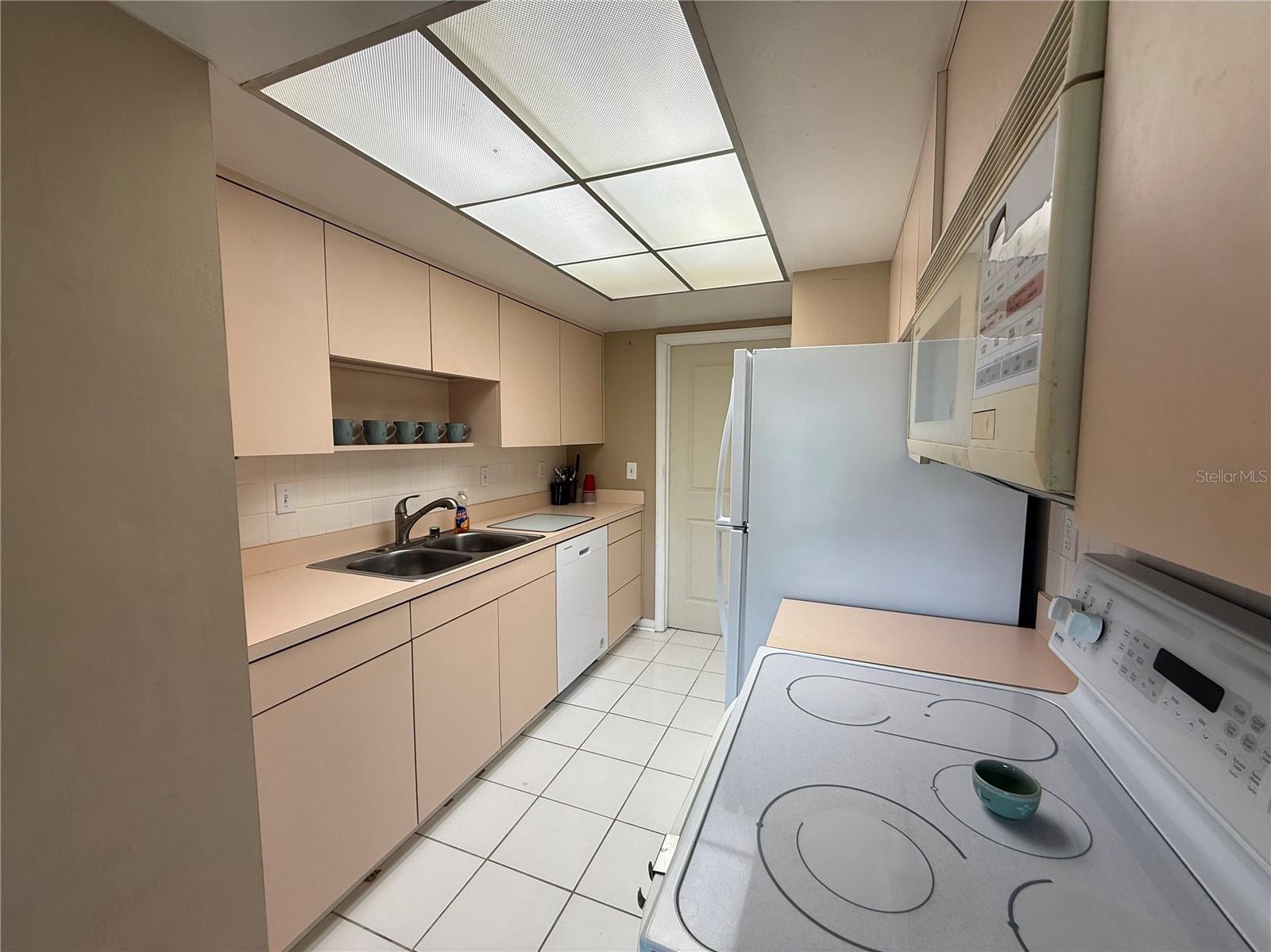 HIGHLAND LAKES CONDO - Residential