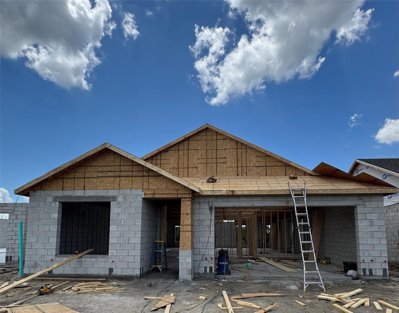 TRAILSIDE PHASE 1 - Residential