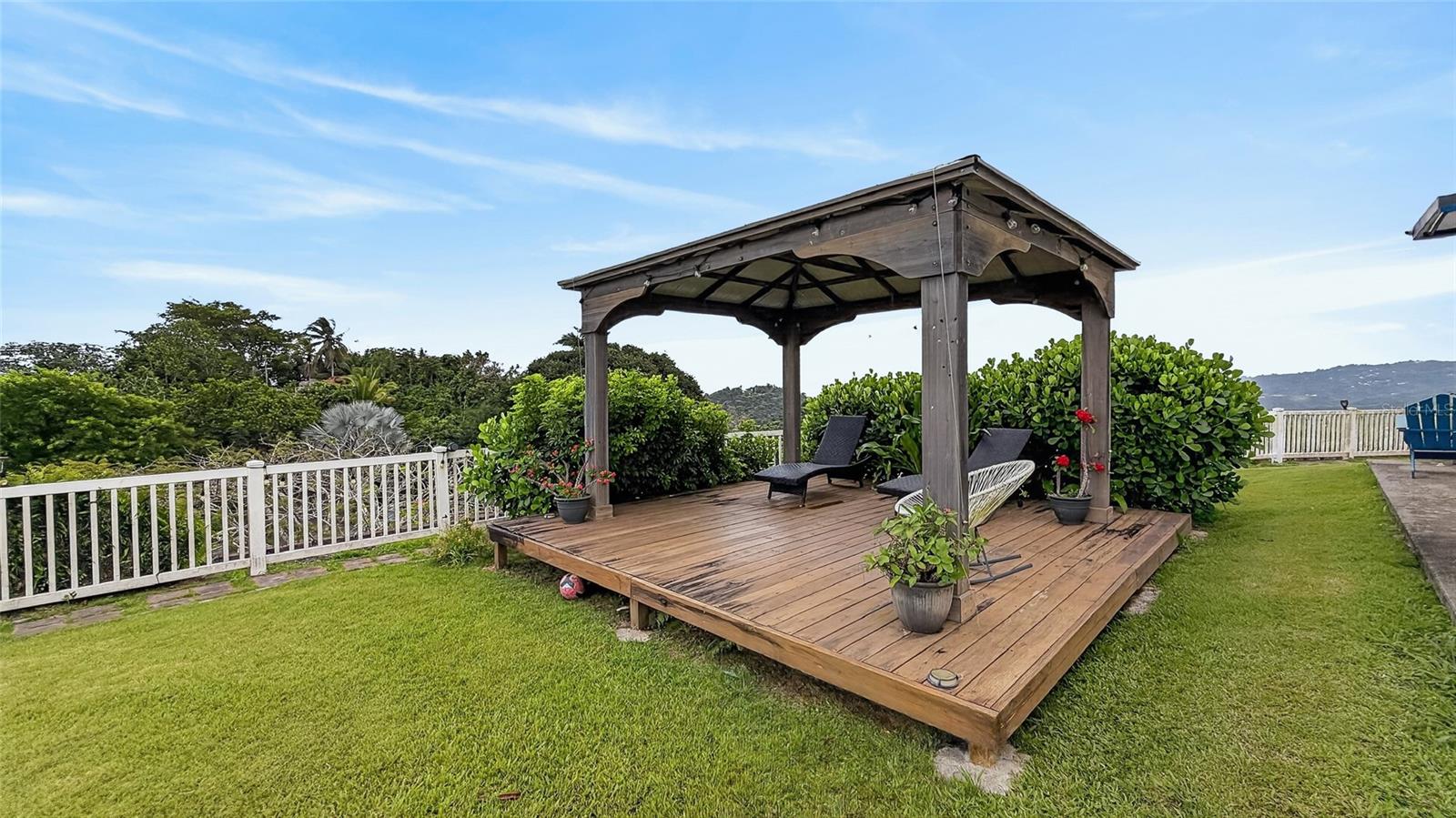 ALTOS DE CAMARONES - Residential