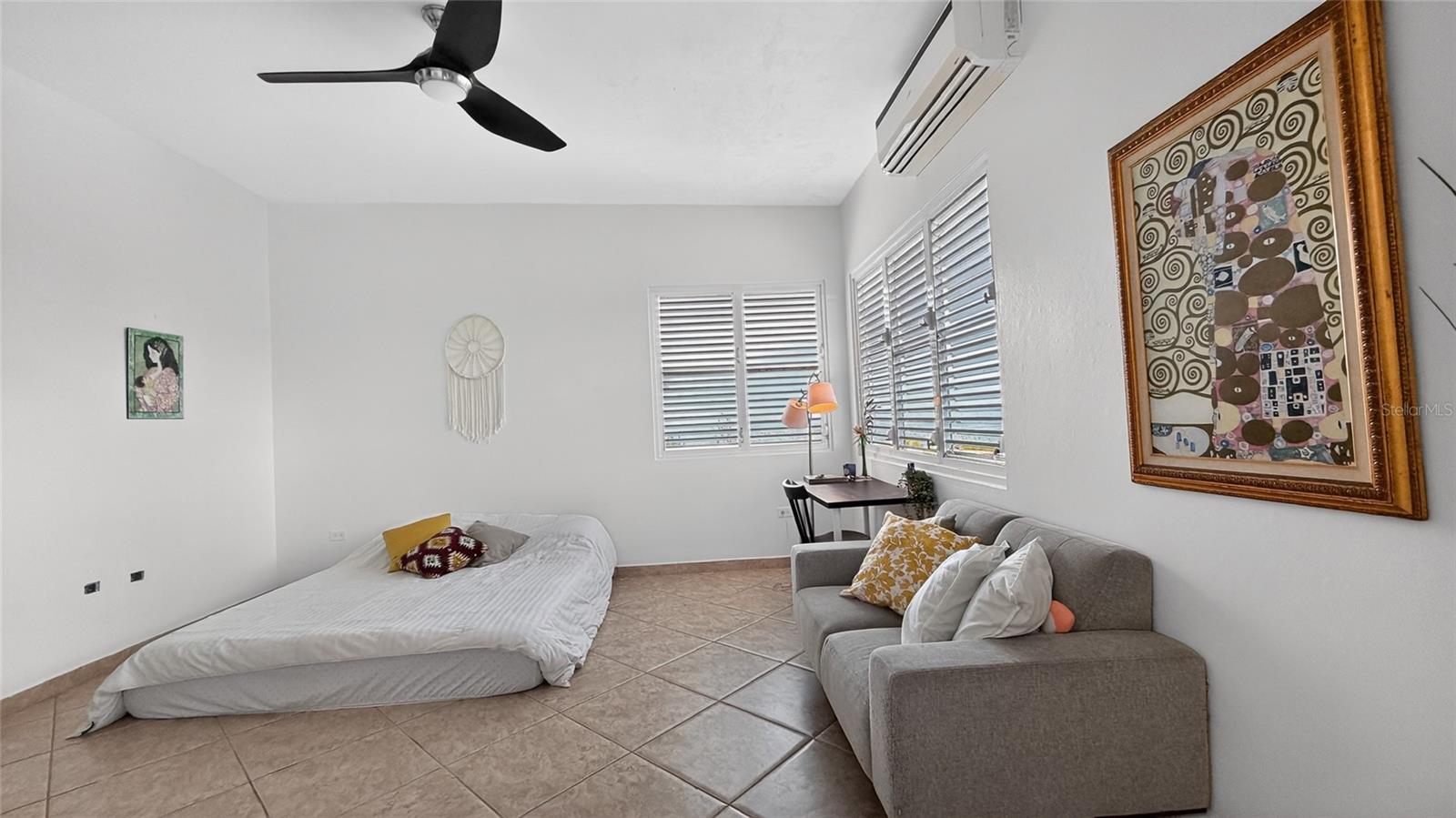 ALTOS DE CAMARONES - Residential