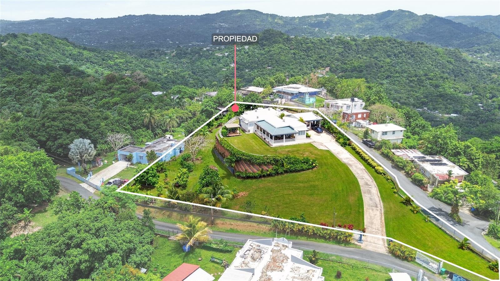 ALTOS DE CAMARONES - Residential