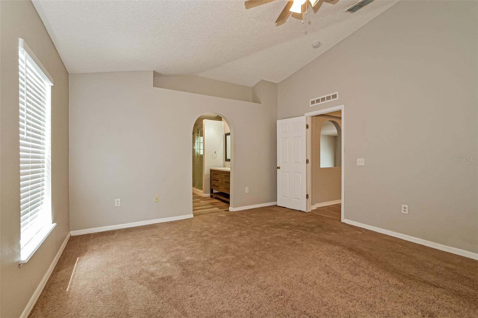 RANDA RIDGE PH 01 - Residential