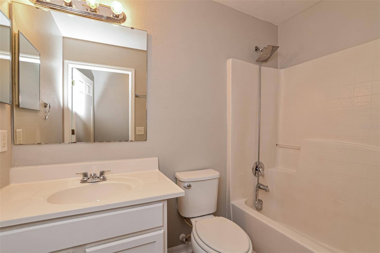 RANDA RIDGE PH 01 - Residential