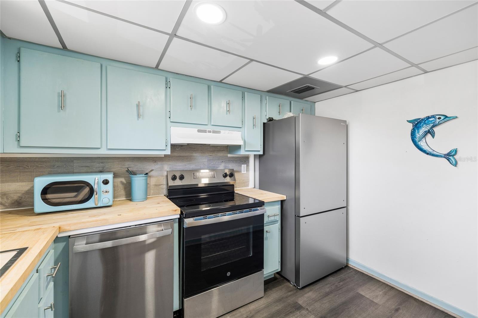 SABAL PALM GARDENS PH I - Residential
