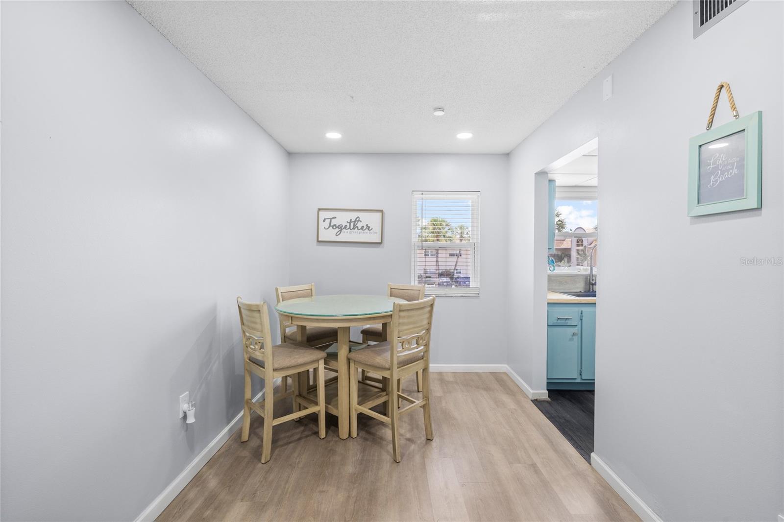SABAL PALM GARDENS PH I - Residential