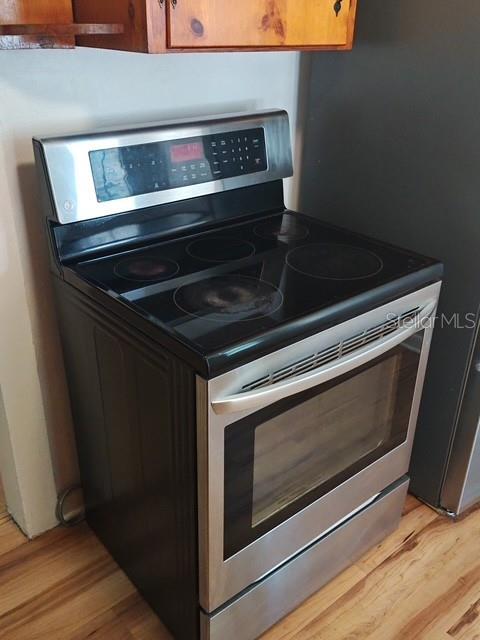 EUSTIS - Residential Lease