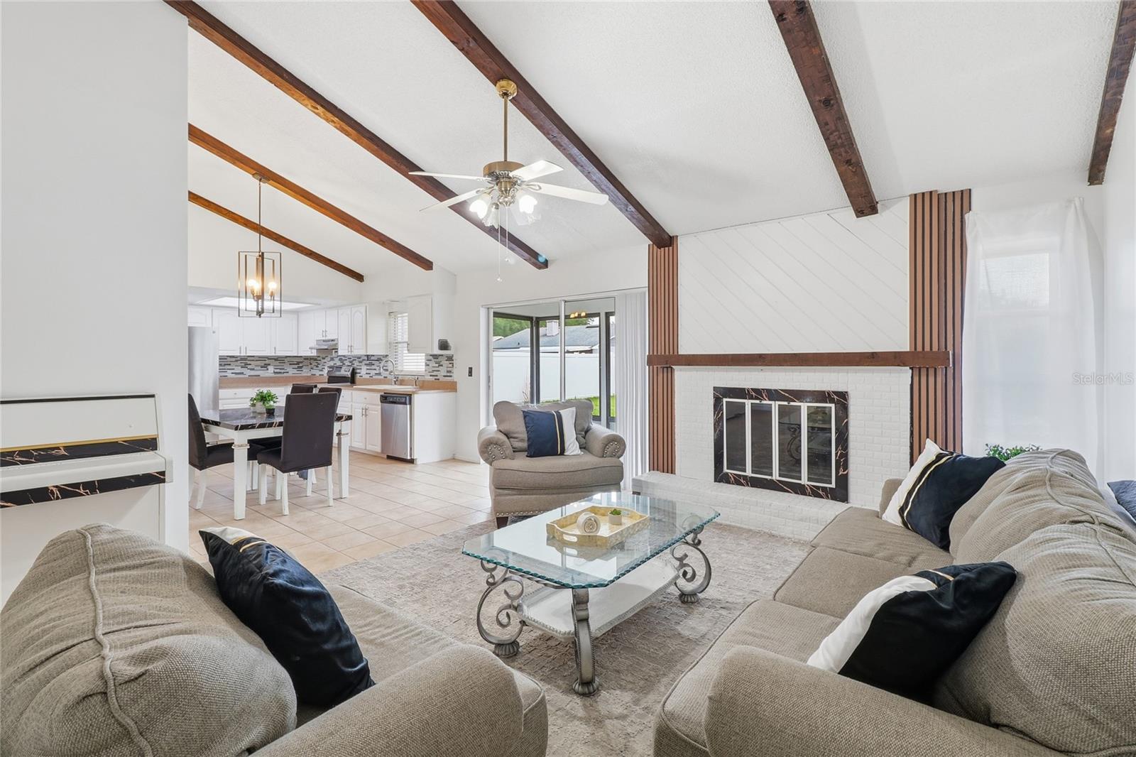 SOUTHWOOD HILLS UNIT 14 - Residential