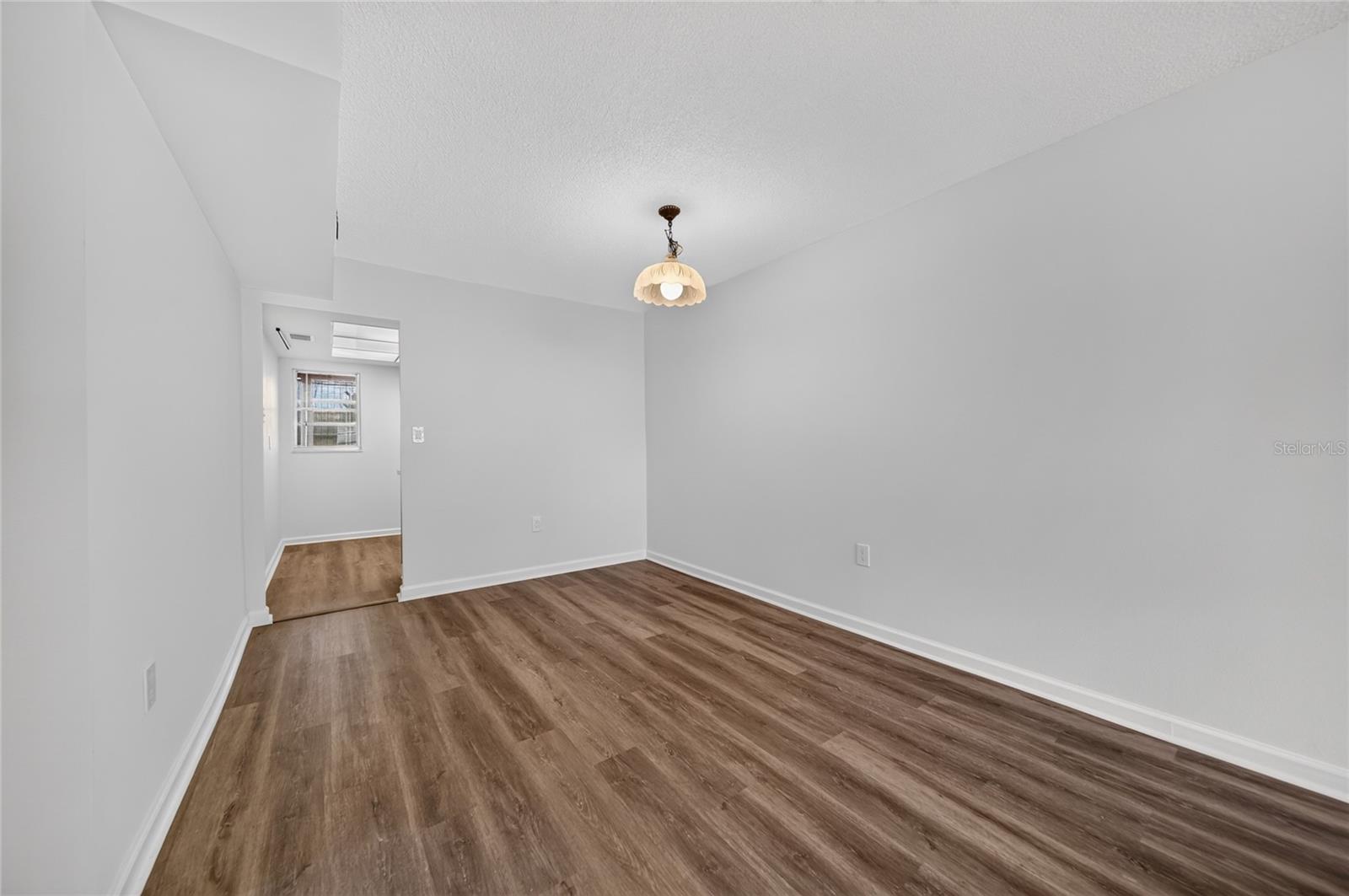 GATEWAY SQUARE APTS NO. 5 CONDOMINIUM - Residential
