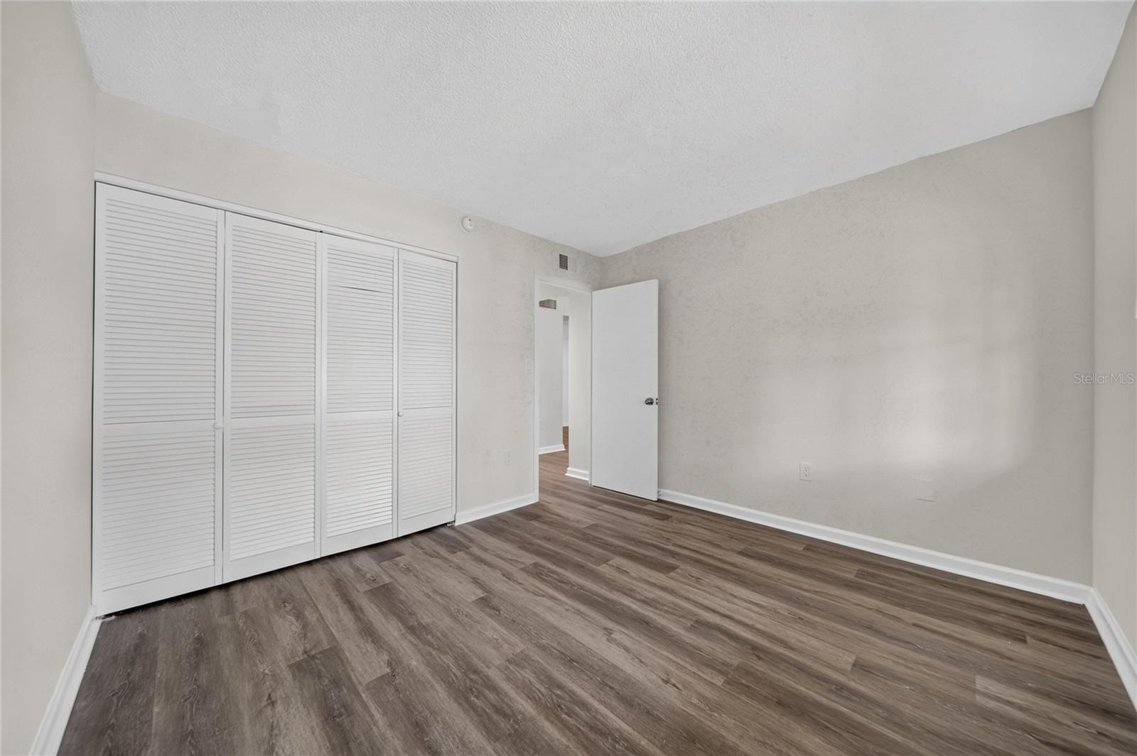 GATEWAY SQUARE APTS NO. 5 CONDOMINIUM - Residential