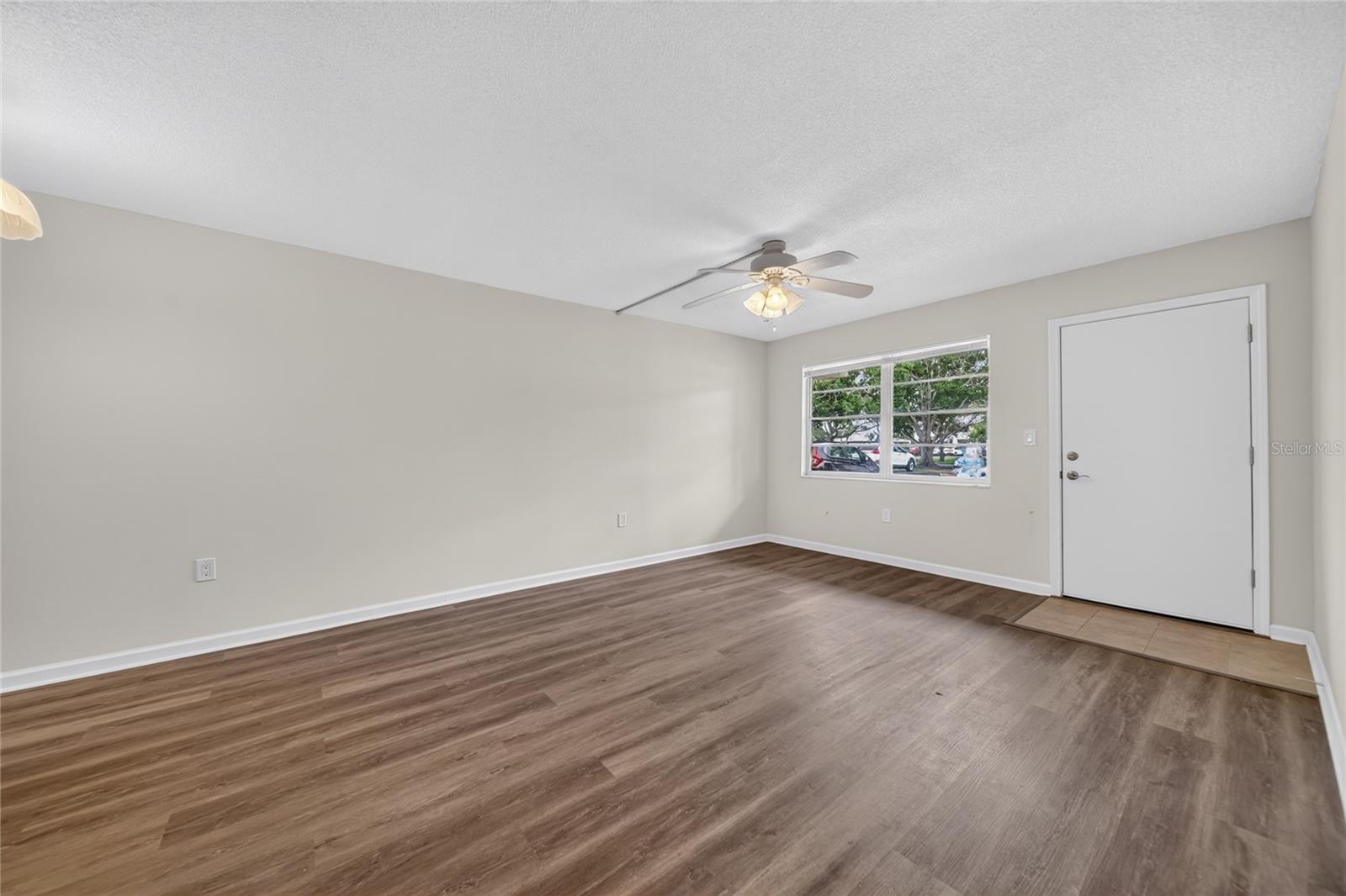 GATEWAY SQUARE APTS NO. 5 CONDOMINIUM - Residential