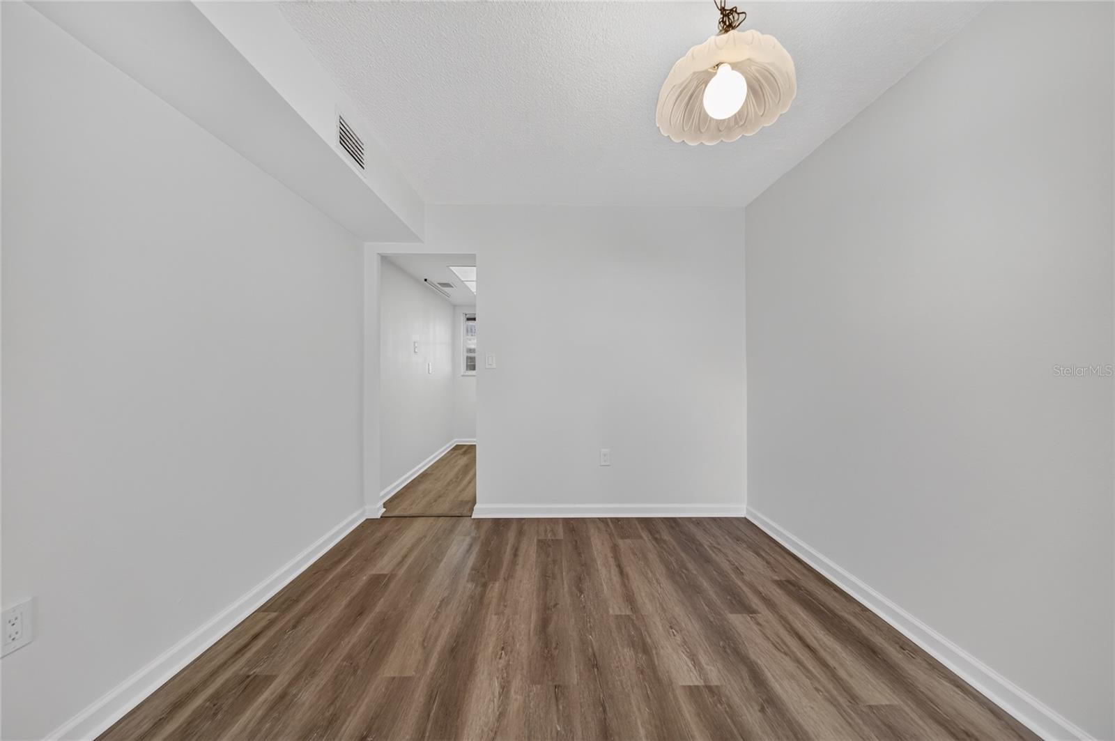 GATEWAY SQUARE APTS NO. 5 CONDOMINIUM - Residential