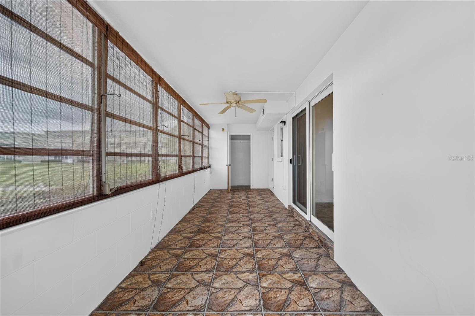 GATEWAY SQUARE APTS NO. 5 CONDOMINIUM - Residential