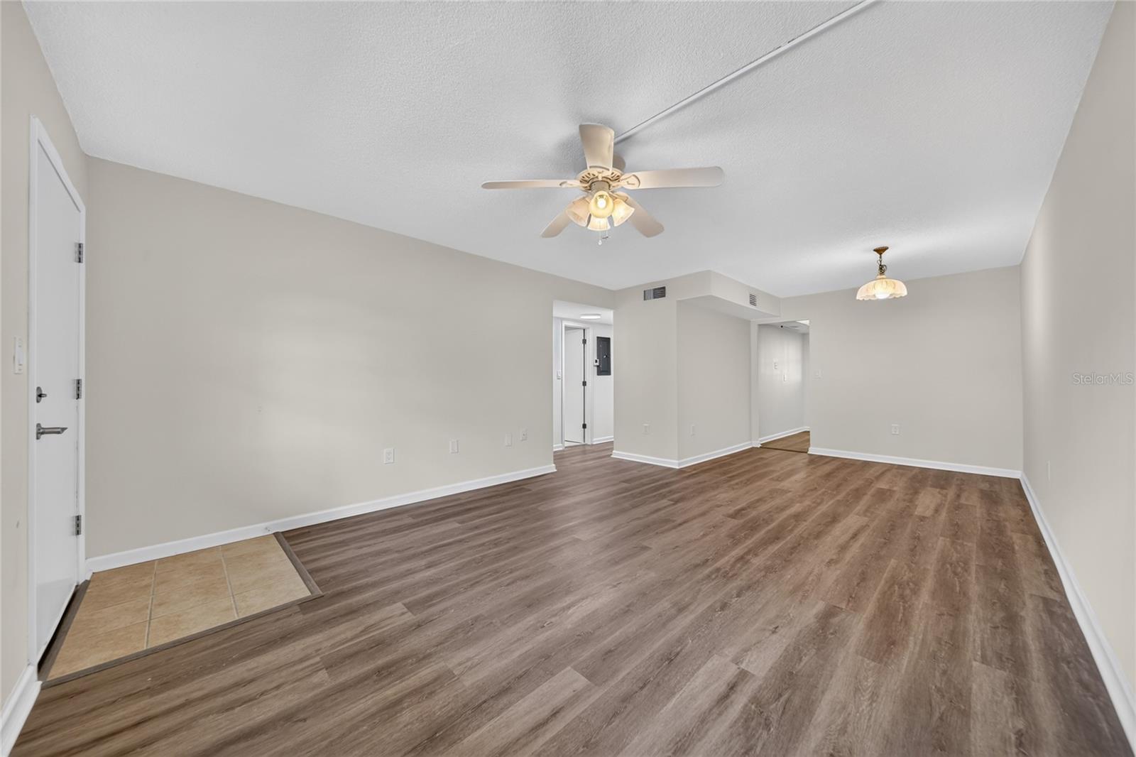 GATEWAY SQUARE APTS NO. 5 CONDOMINIUM - Residential