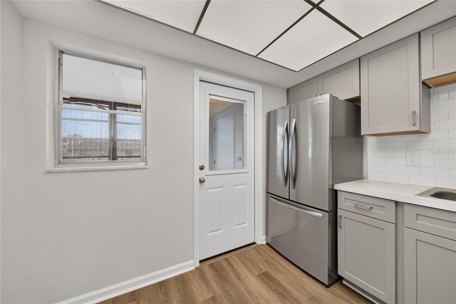 GATEWAY SQUARE APTS NO. 5 CONDOMINIUM - Residential