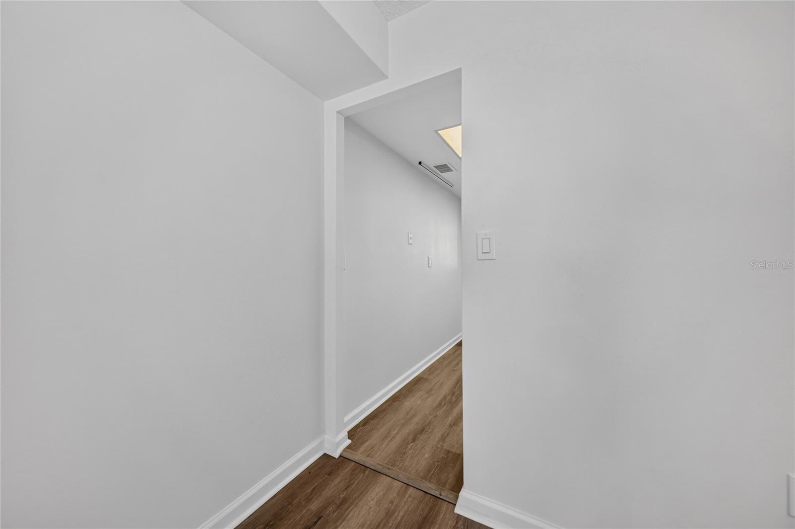 GATEWAY SQUARE APTS NO. 5 CONDOMINIUM - Residential