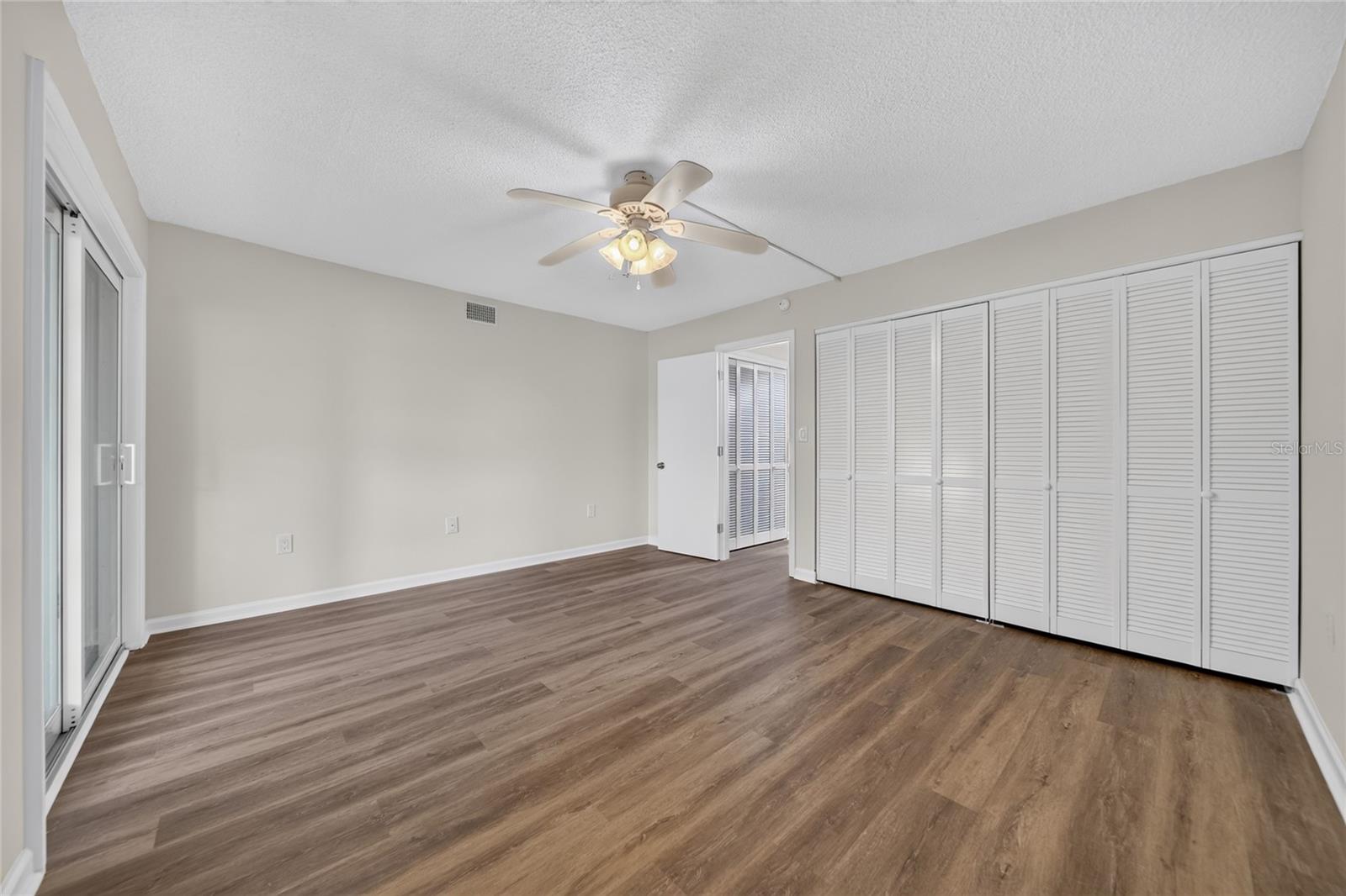GATEWAY SQUARE APTS NO. 5 CONDOMINIUM - Residential