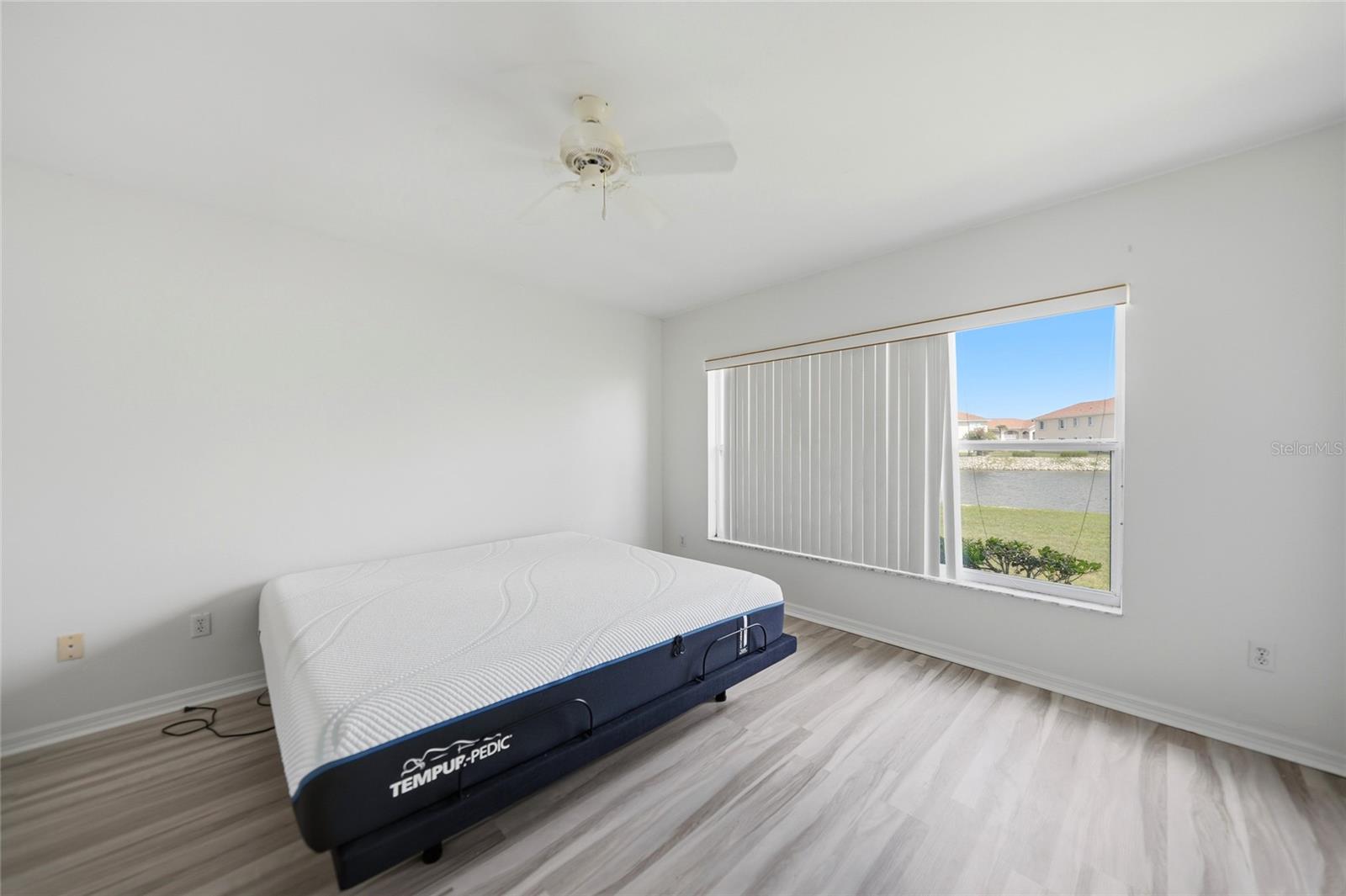 CRYSTAL BAY/KINGSWAY - Residential