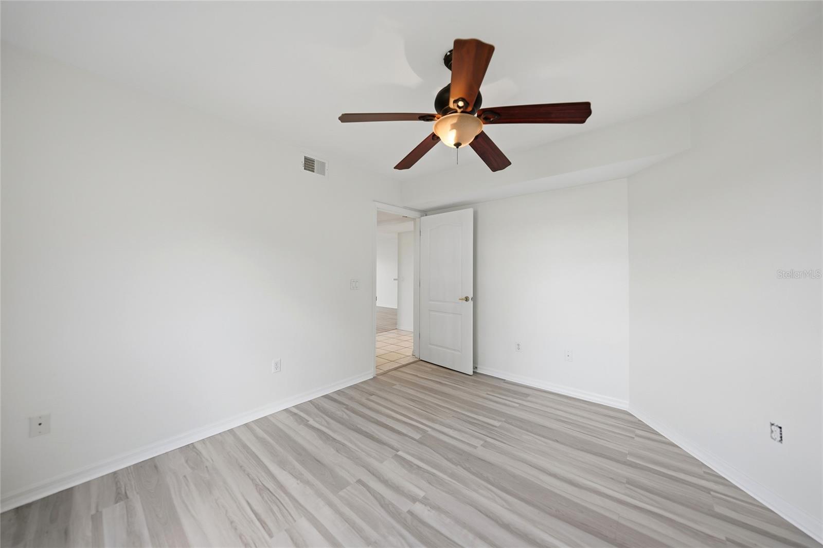 CRYSTAL BAY/KINGSWAY - Residential