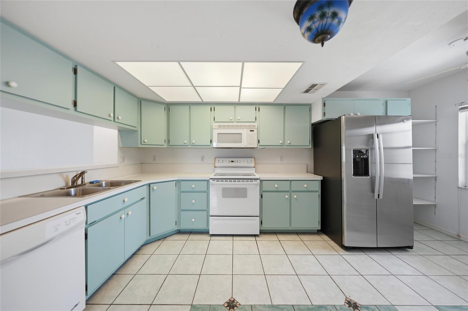 CRYSTAL BAY/KINGSWAY - Residential
