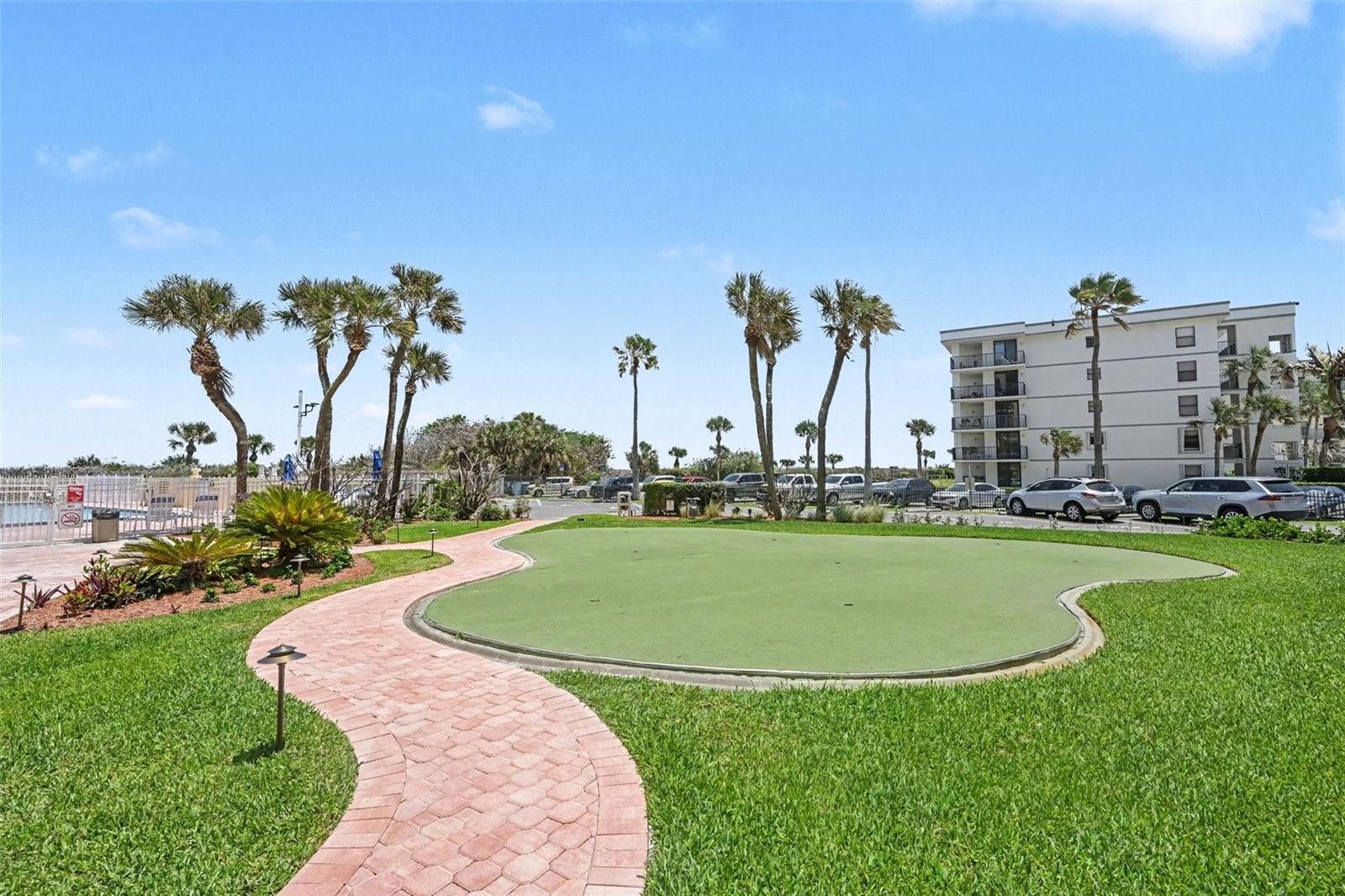 CANAVERAL TOWERS - Residential