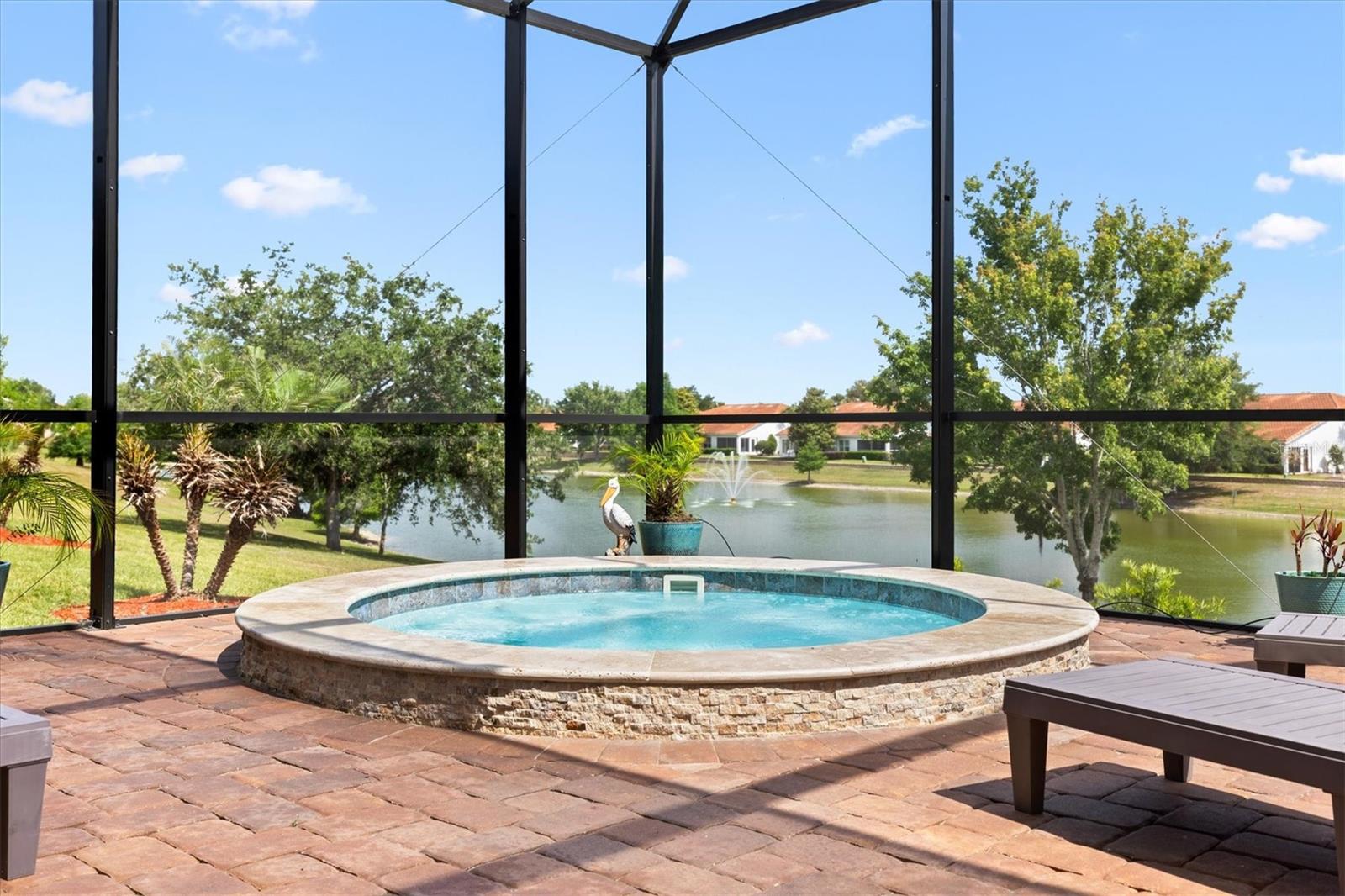 LAKESIDE LANDINGS THE ENCLAVE - Residential