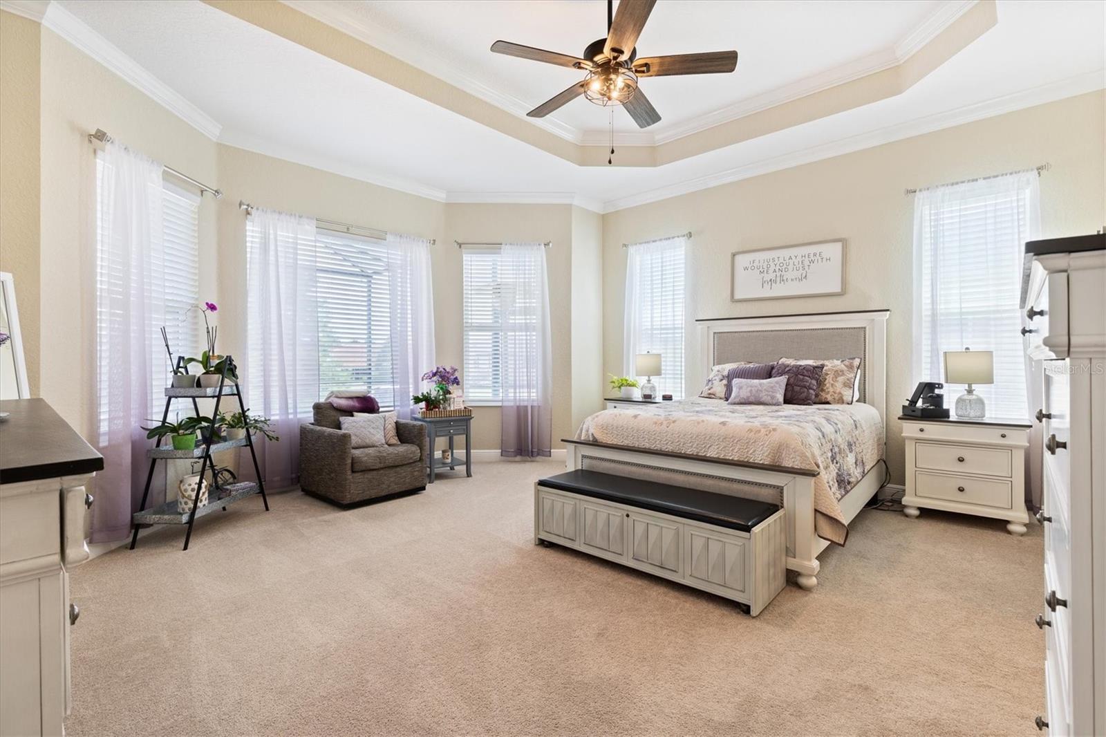 LAKESIDE LANDINGS THE ENCLAVE - Residential