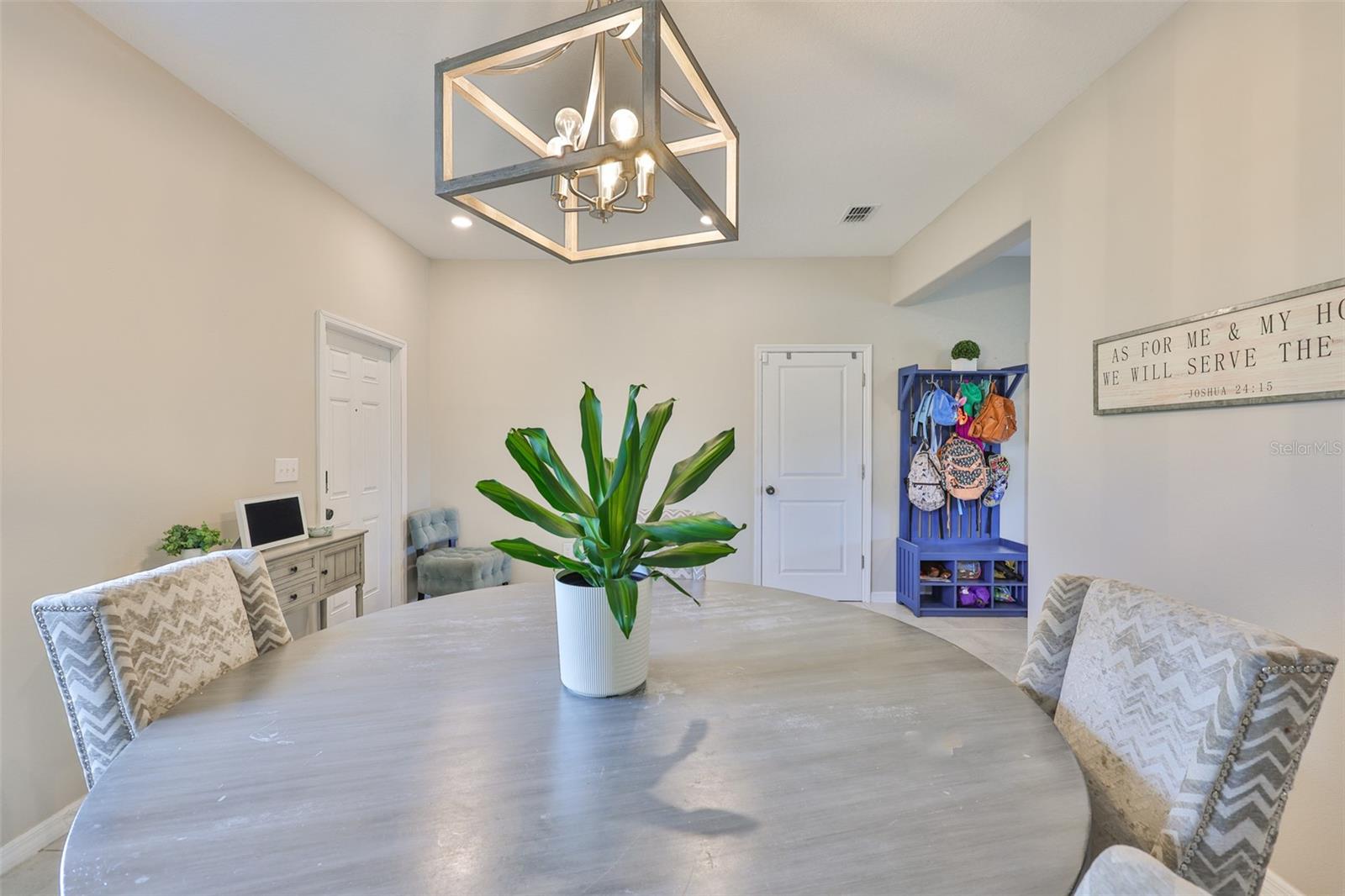 BELMONT SOUTH PH 2E - Residential Lease