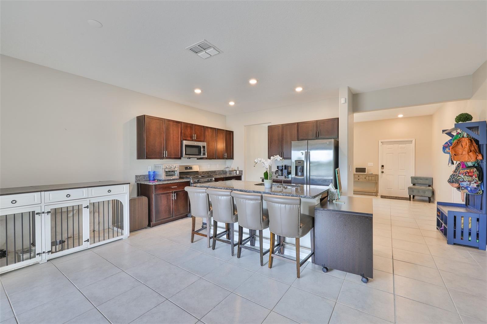 BELMONT SOUTH PH 2E - Residential Lease