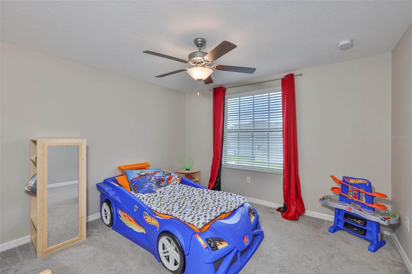 BELMONT SOUTH PH 2E - Residential Lease