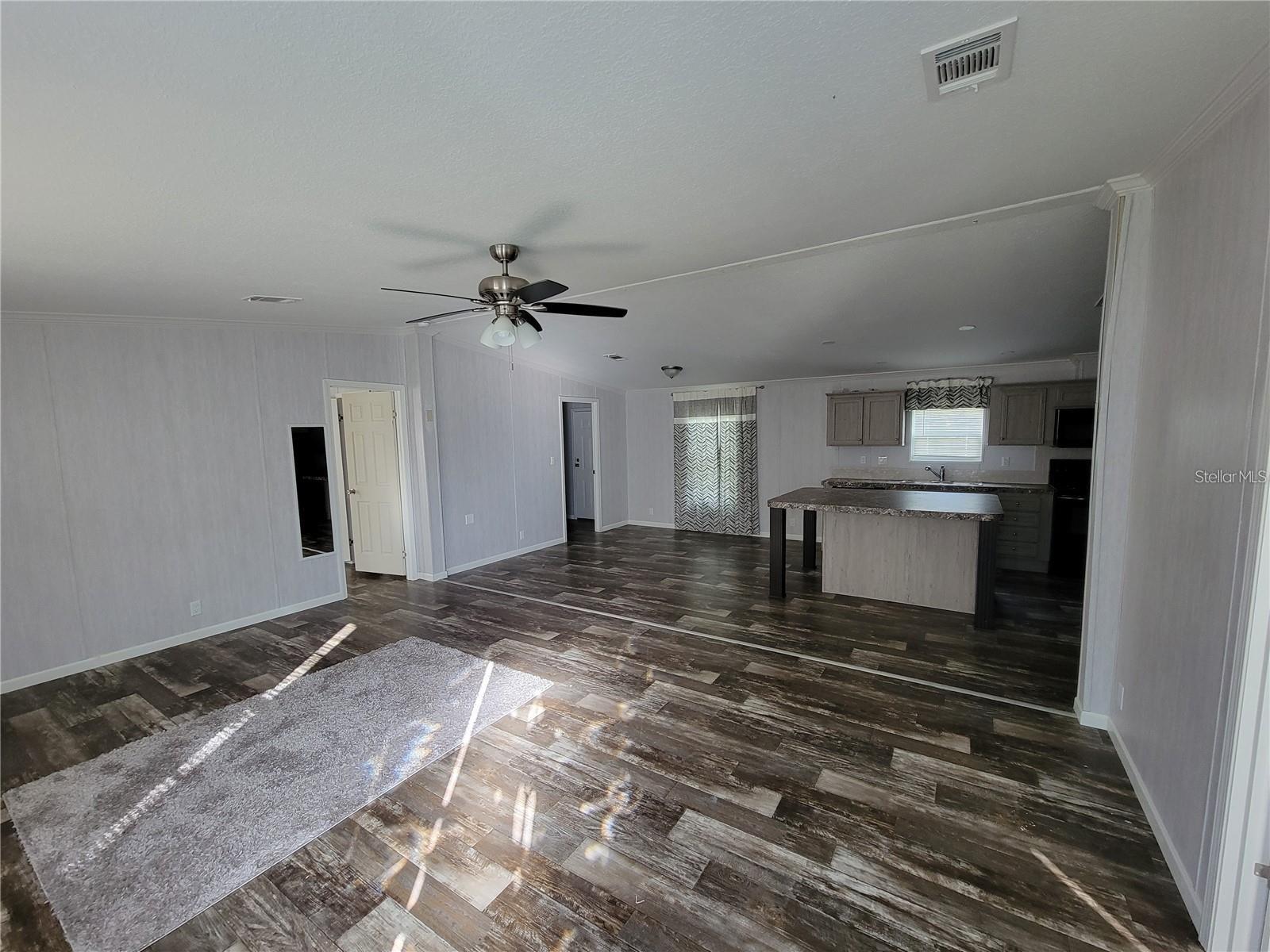 ORANGE BLOSSOM ILLS UN #16 - Residential Lease