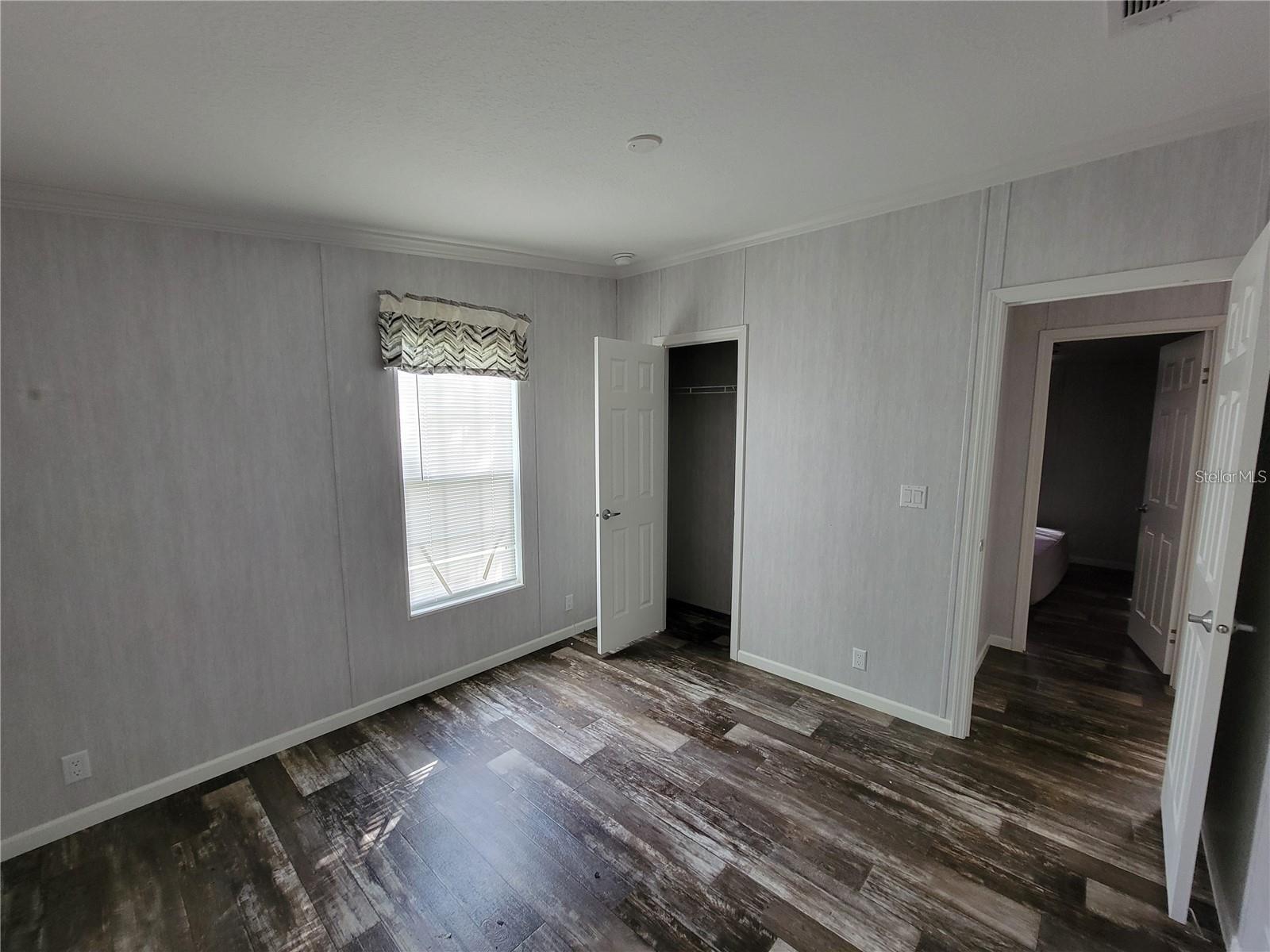 ORANGE BLOSSOM ILLS UN #16 - Residential Lease