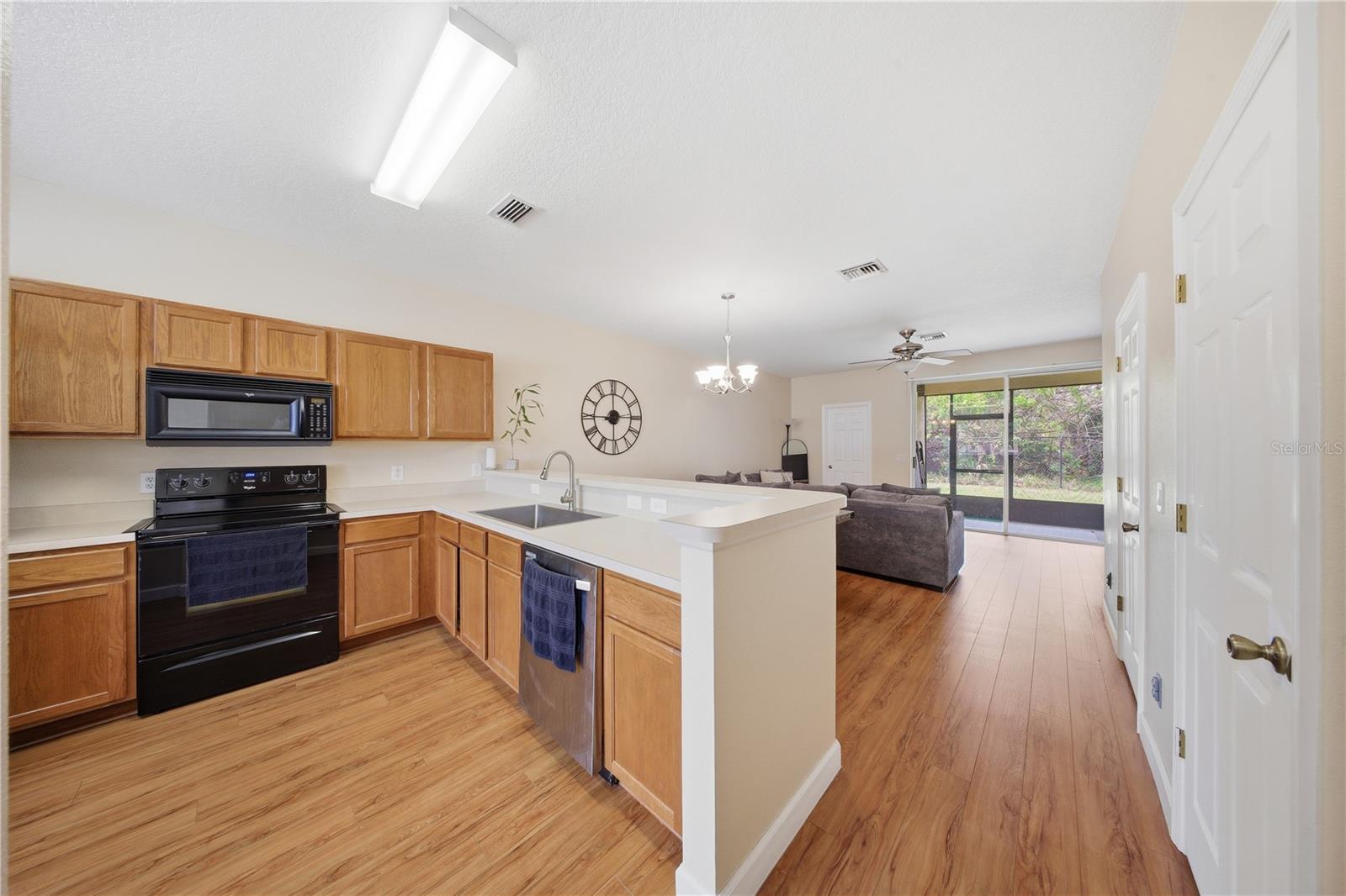 SWISS POINTE CONDO PH II - Residential