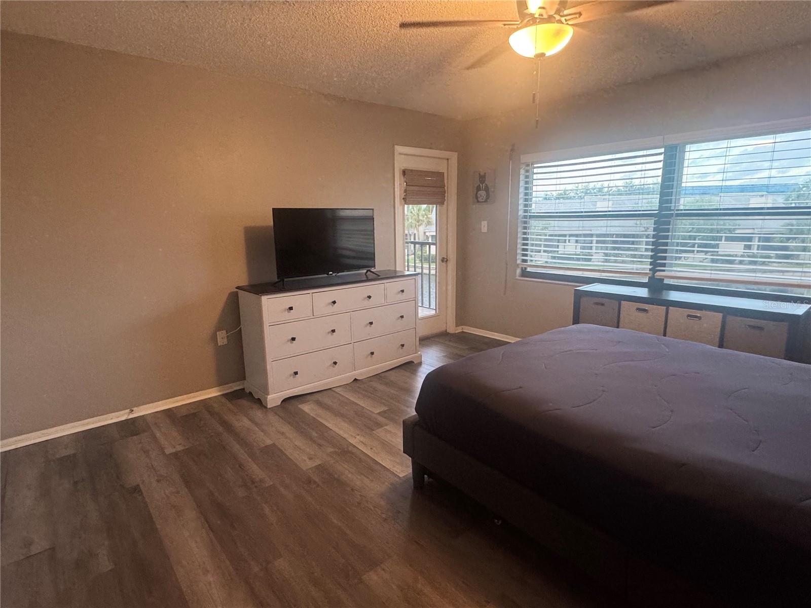 PASADENA COVE CONDO - Residential