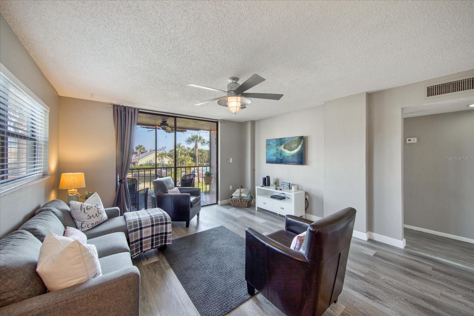 PASADENA COVE CONDO - Residential