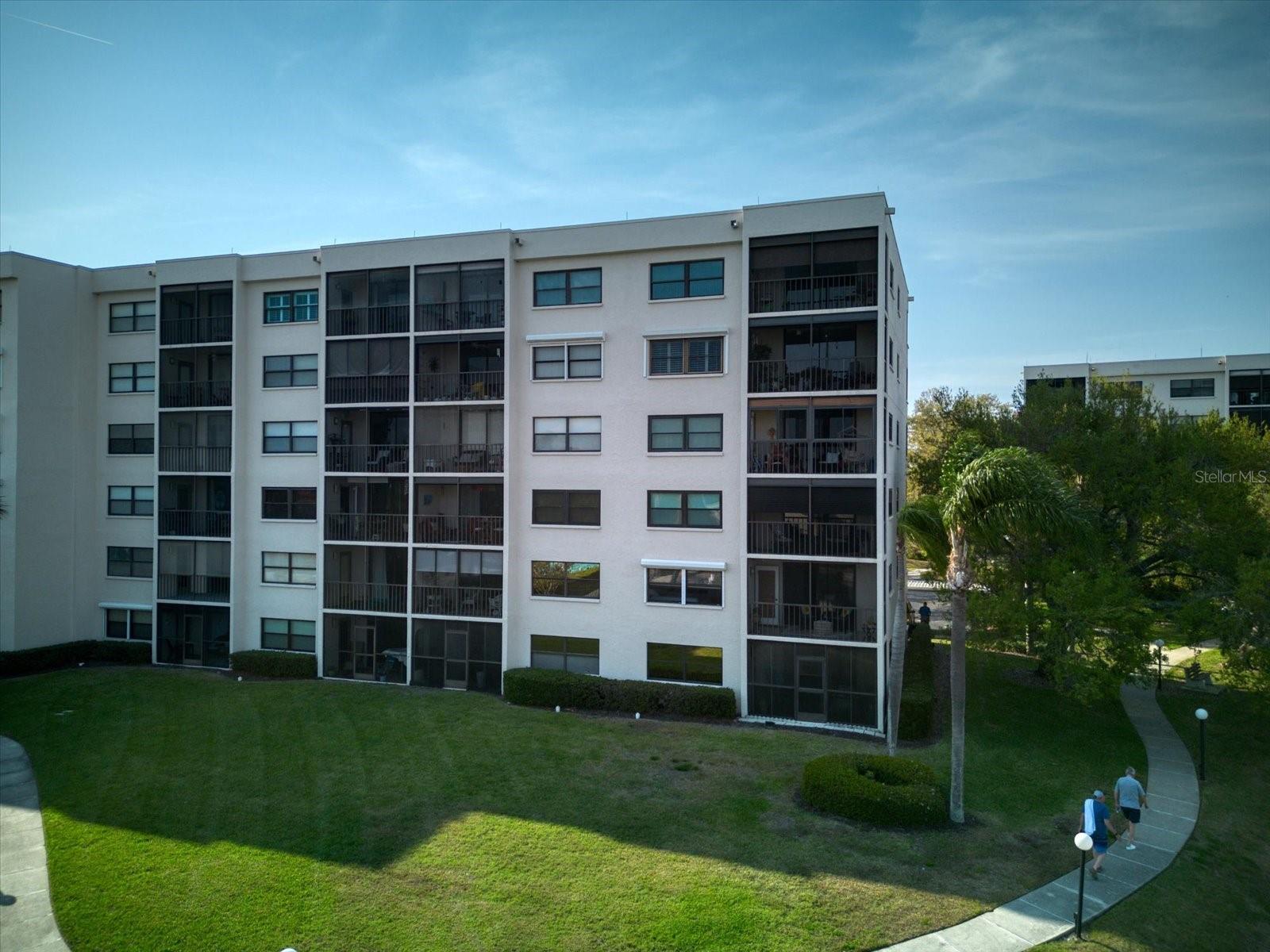 PASADENA COVE CONDO - Residential