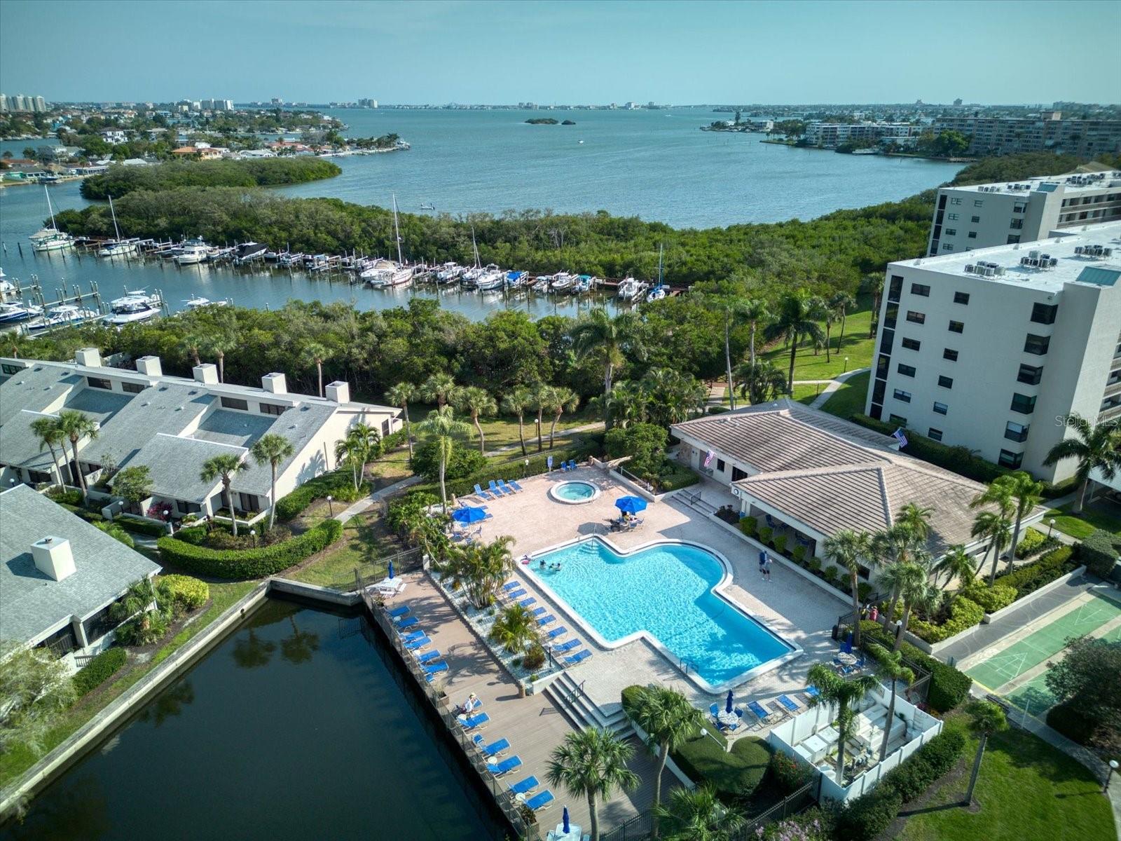PASADENA COVE CONDO - Residential