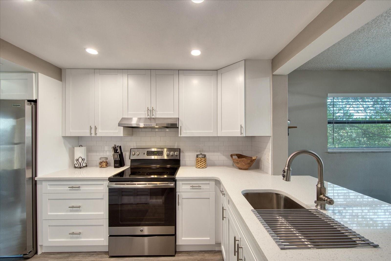PASADENA COVE CONDO - Residential