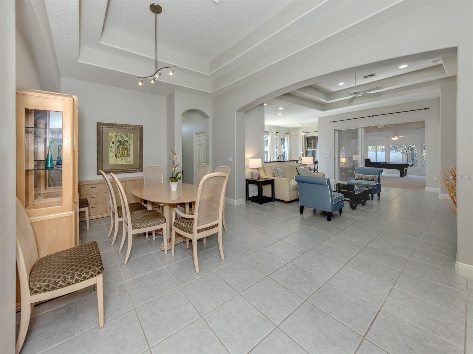 VENICE GOLF & COUNTRY CLUB - Residential