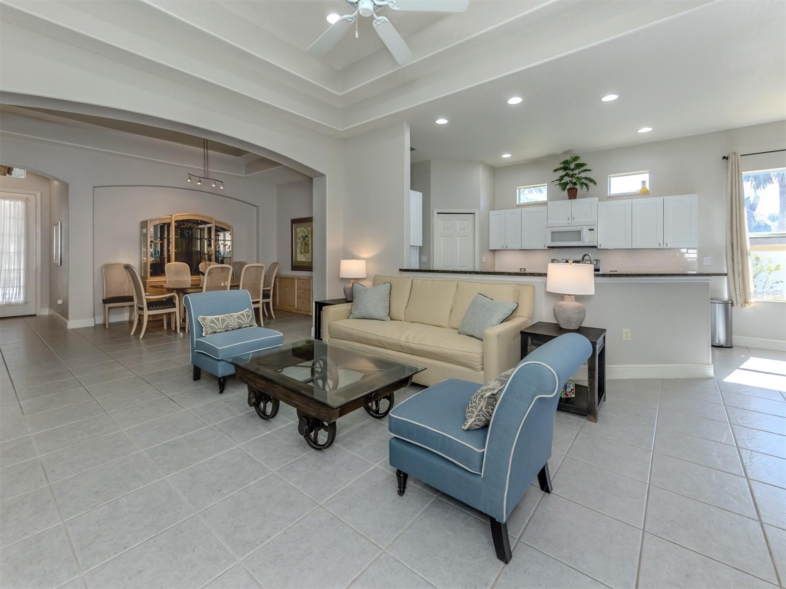VENICE GOLF & COUNTRY CLUB - Residential