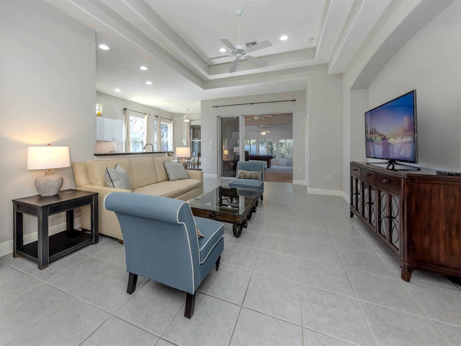 VENICE GOLF & COUNTRY CLUB - Residential