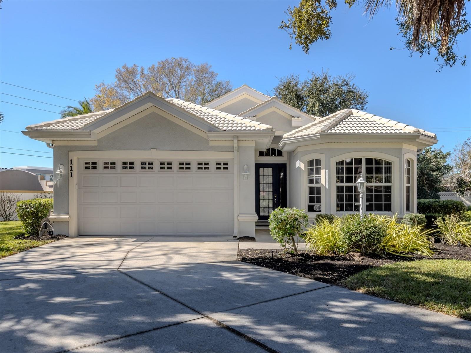 VENICE GOLF & COUNTRY CLUB - Residential