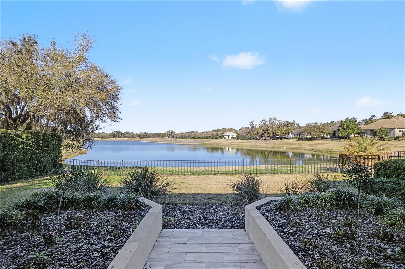 RLR GOLDEN OCALA - Residential