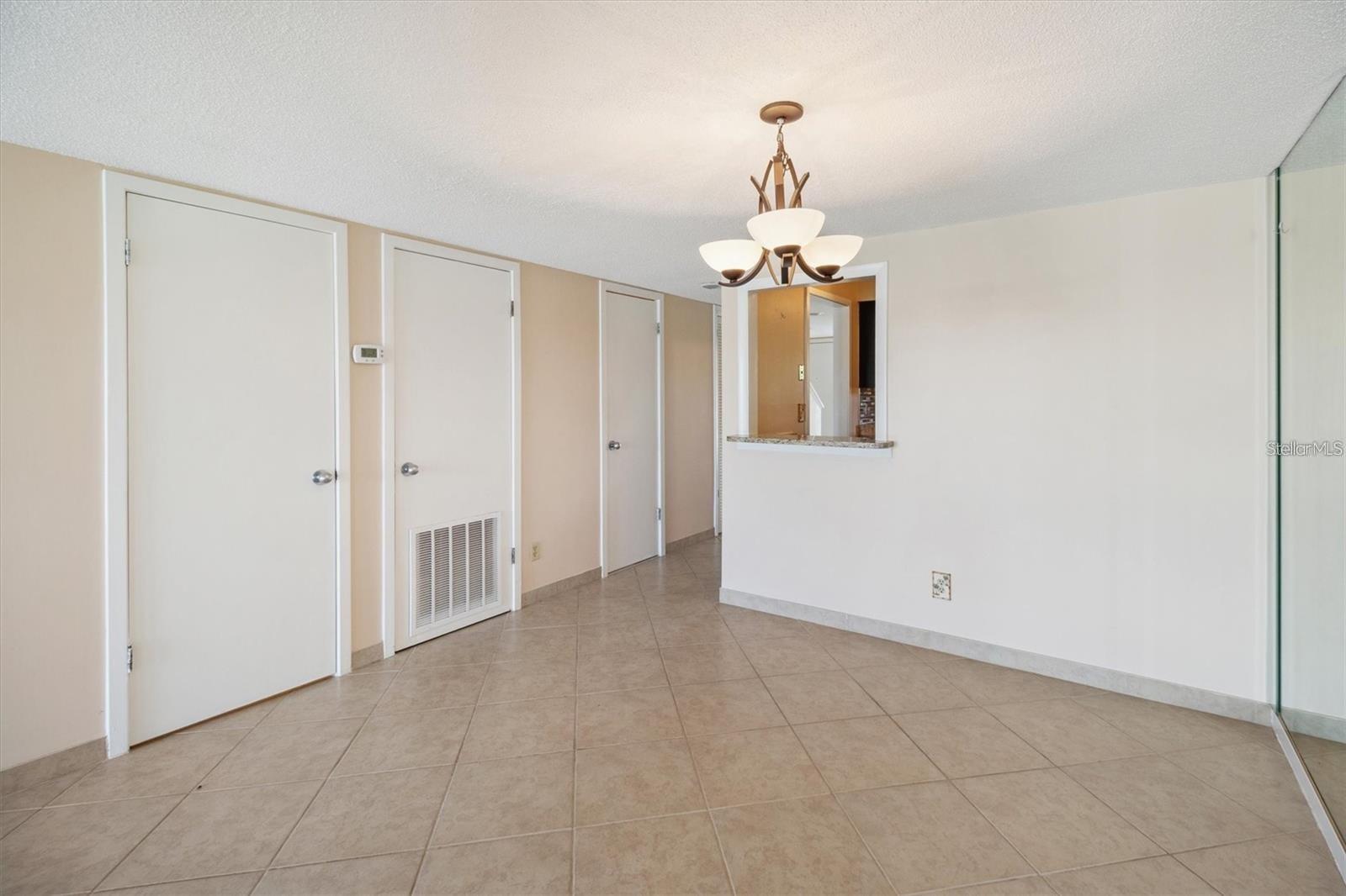 PALM HARBOR - Residential Lease