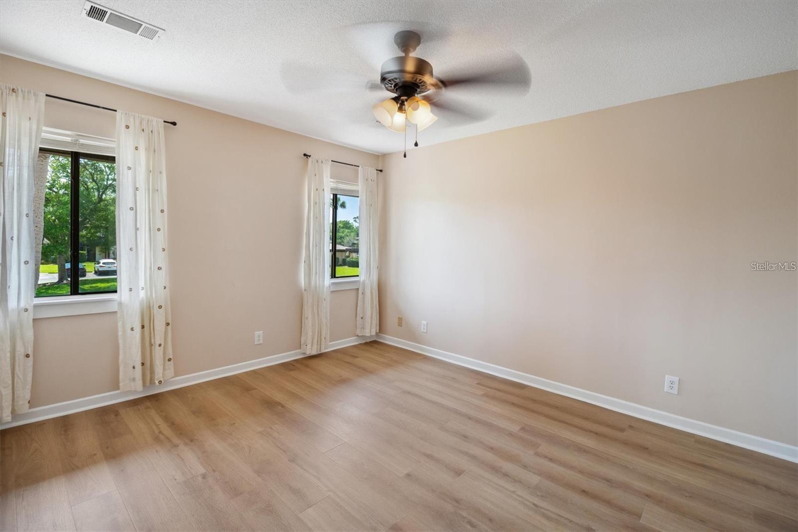 PALM HARBOR - Residential Lease