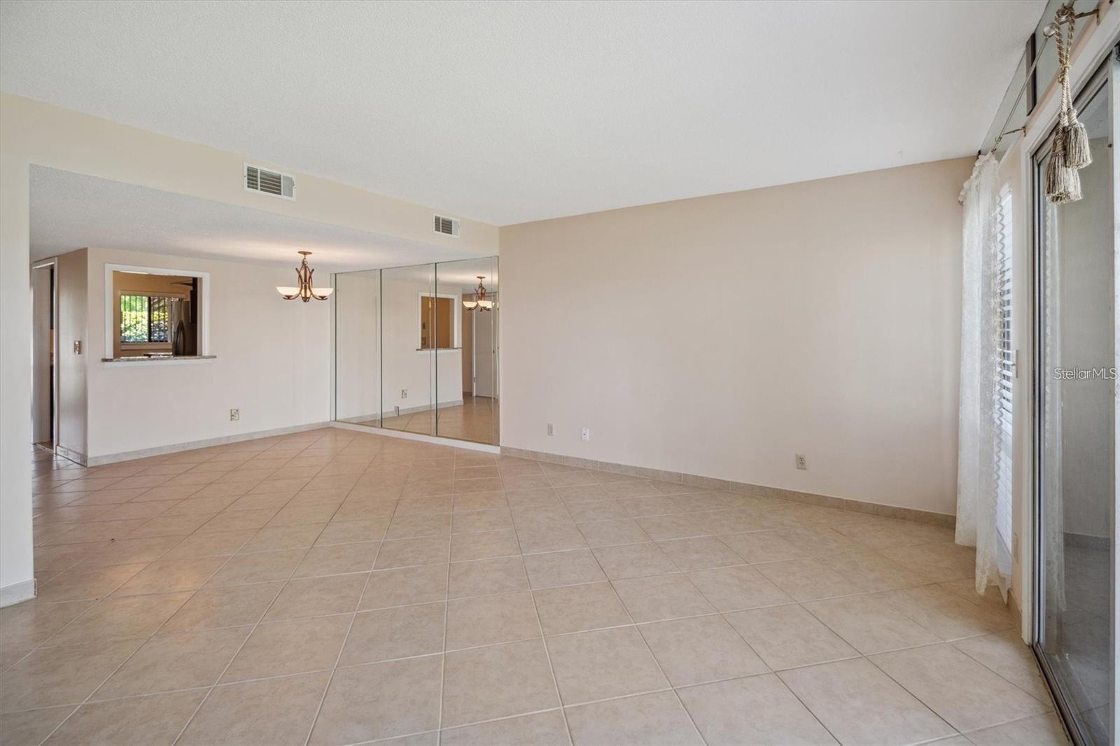 PALM HARBOR - Residential Lease