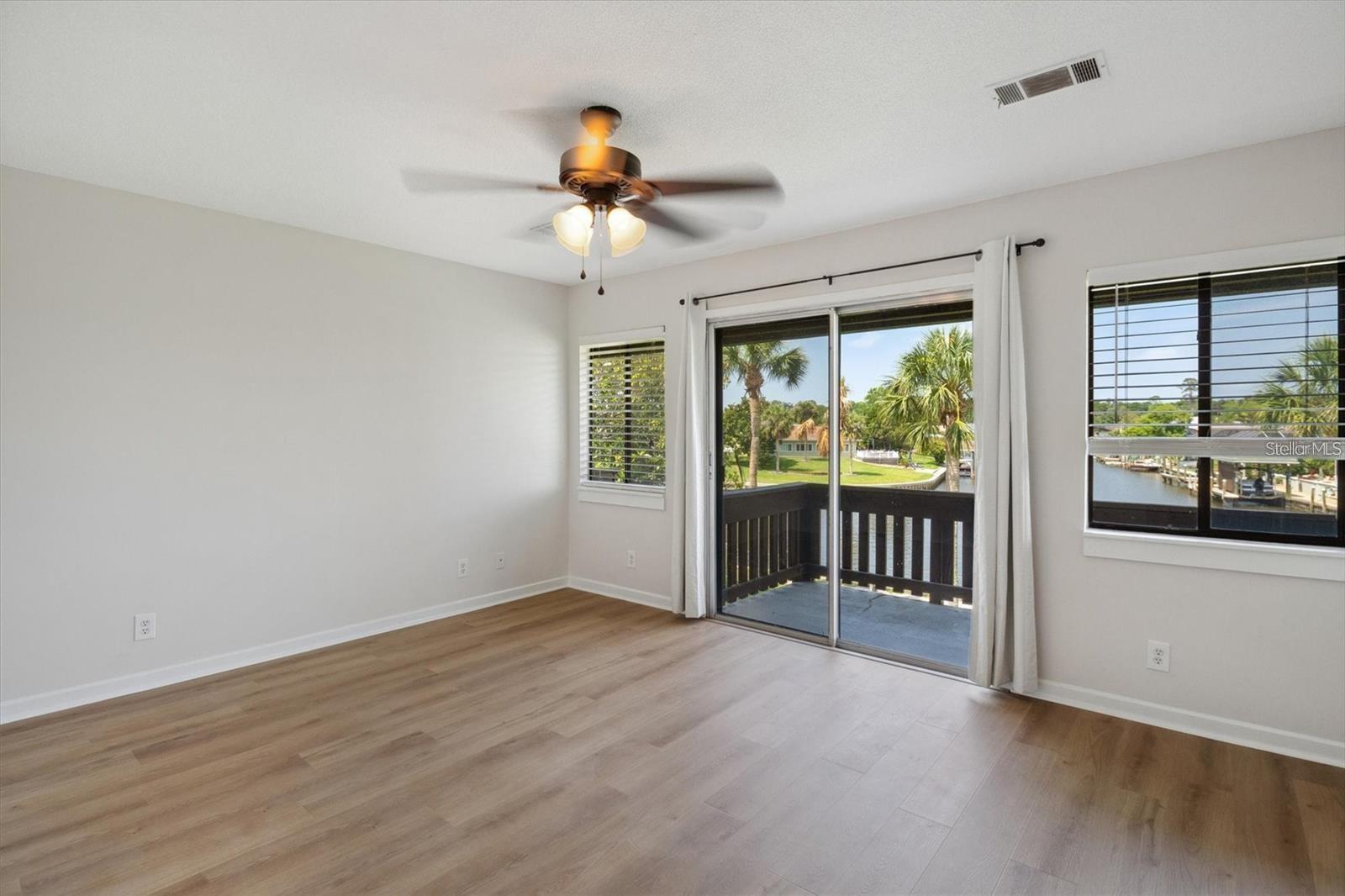 PALM HARBOR - Residential Lease