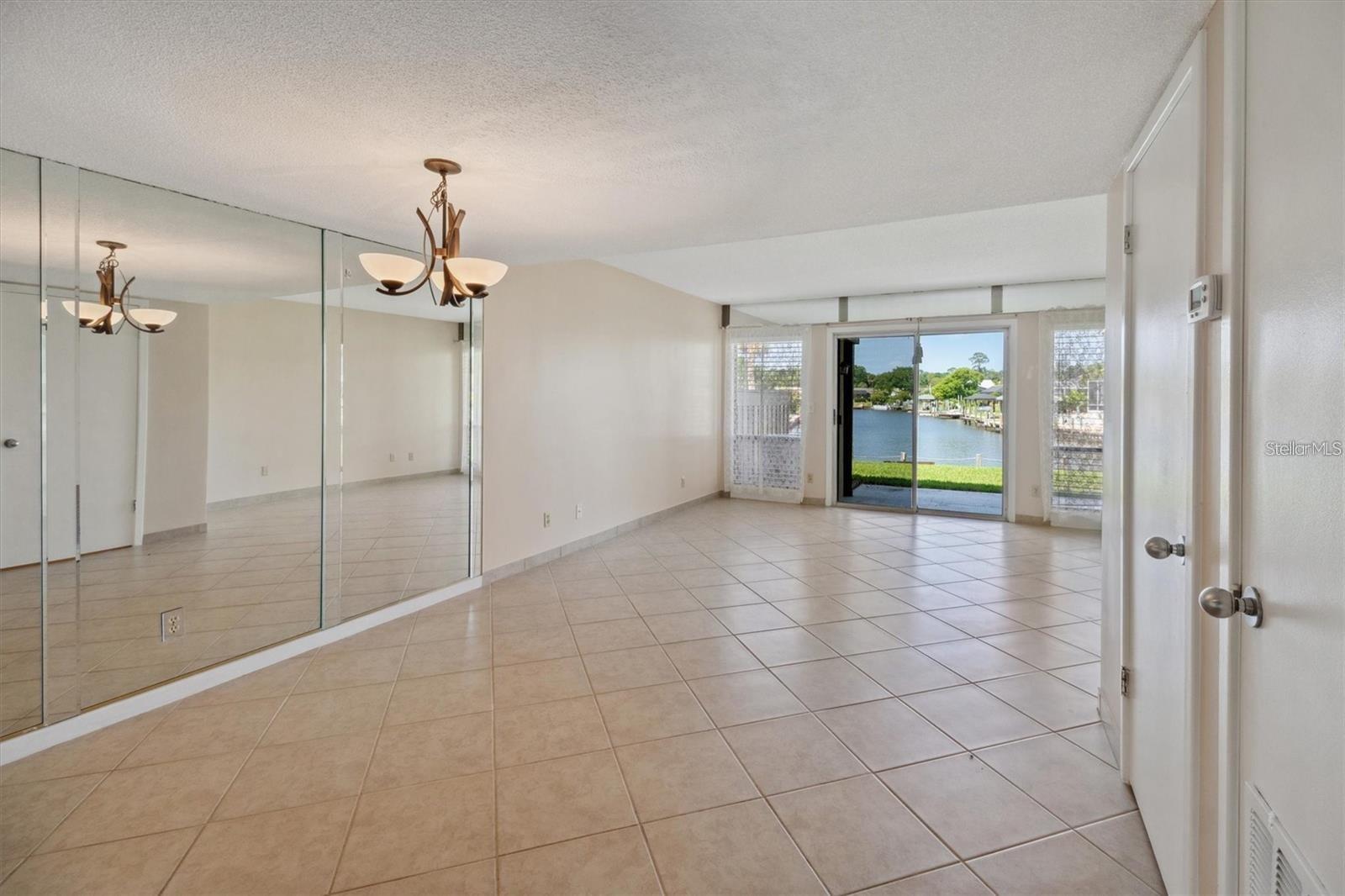 PALM HARBOR - Residential Lease