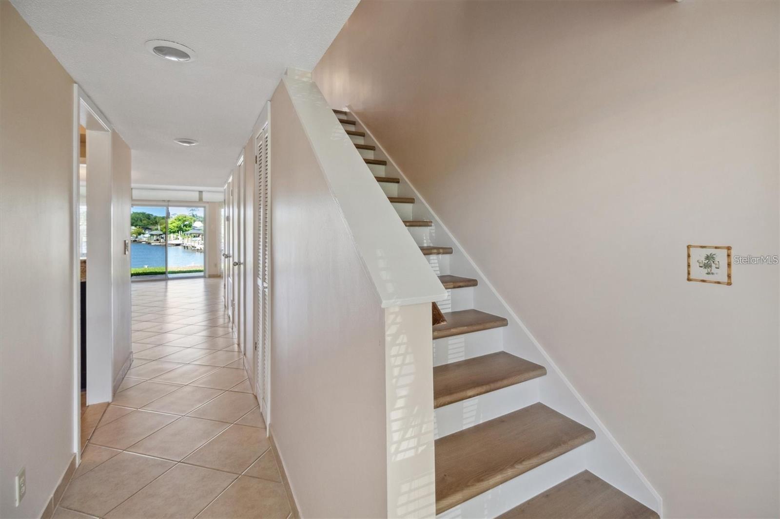 PALM HARBOR - Residential Lease